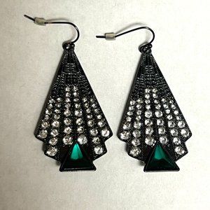 Stylish Art Deco style dangle  earrings, crystals, new, no tags